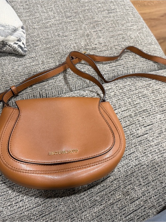 Michael Kors Handbags - Michael Kors Brown Leather Saddle Crossbody Bag